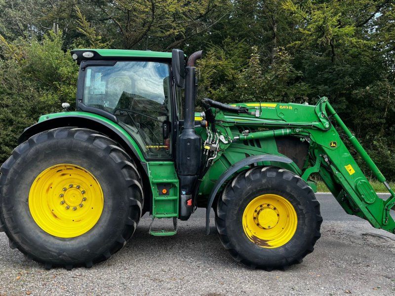 John Deere 6175R