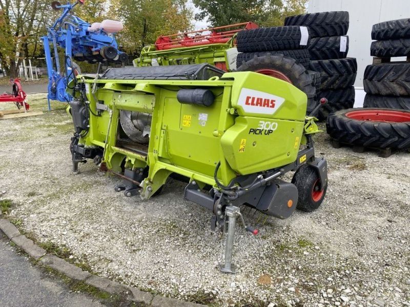 Claas PICK UP 300 PROFI