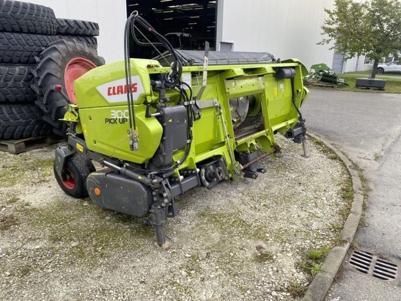 Claas PICK UP 300 PROFI
