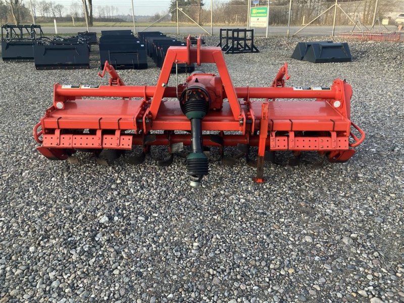 Kuhn EL-122-250 Som ny!