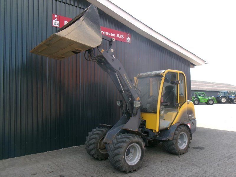 Eurotrac W12