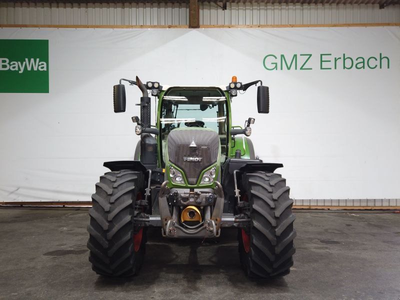 Fendt 724 VARIO S4 PROFI PLUS