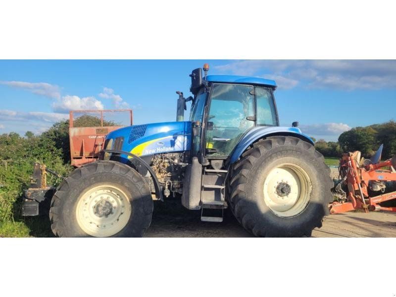 New Holland TG230