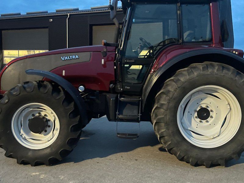 Valtra T151