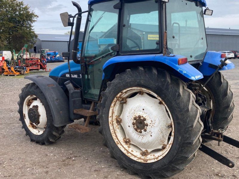 New Holland TL90A