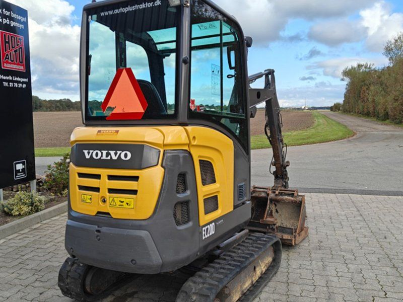 Volvo EC20D