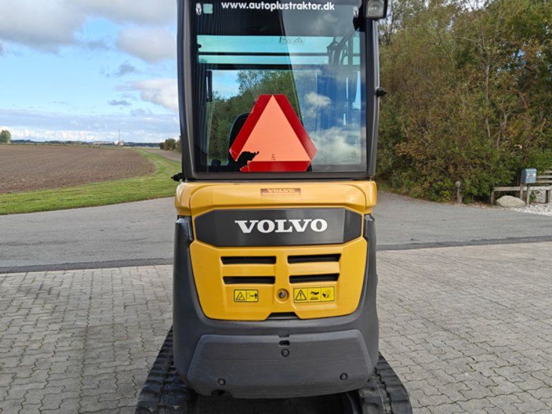 Volvo EC20D