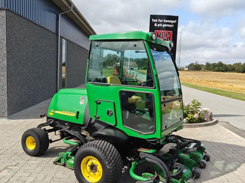 John Deere 3245C Fairway