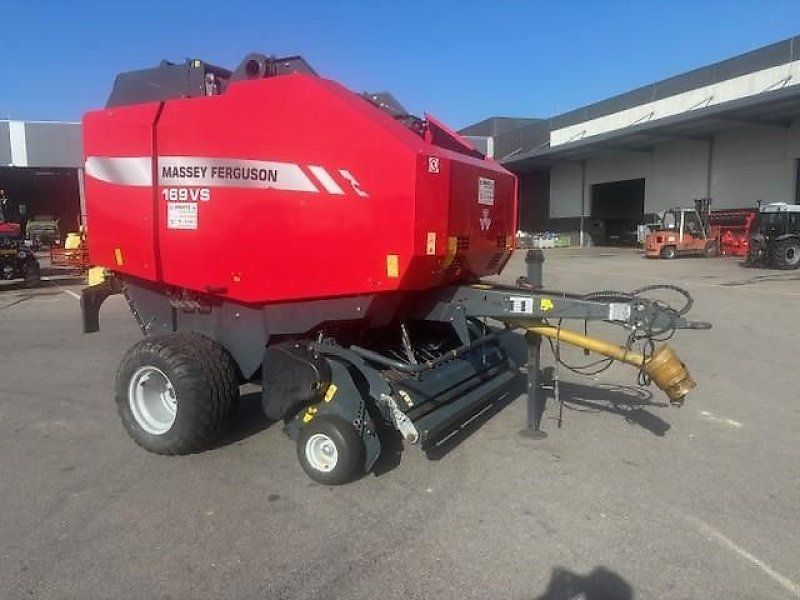 Massey Ferguson 169