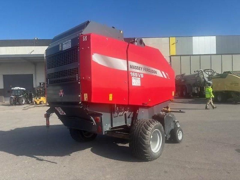Massey Ferguson 169