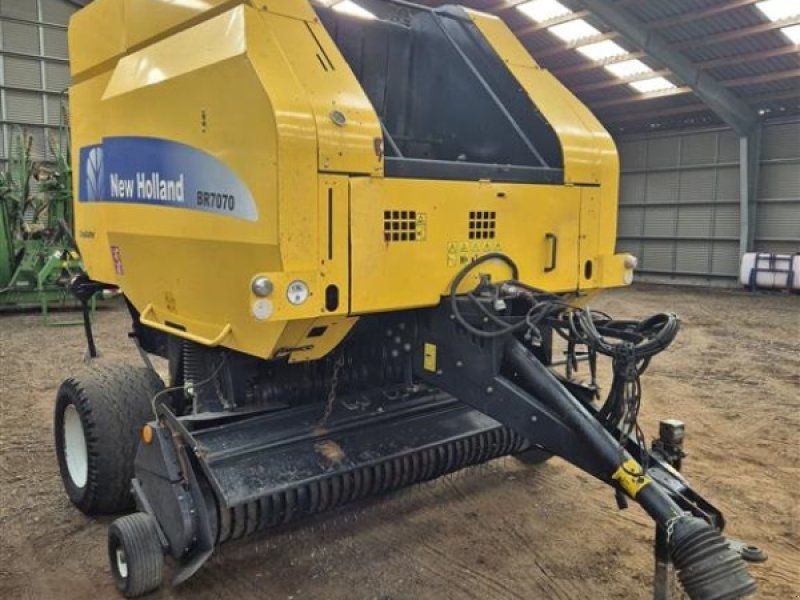 New Holland BR7070 med rotorsnitter Snitter