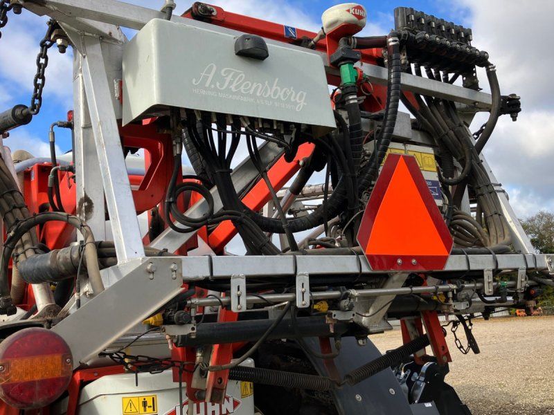 Kuhn OCEANIS 7700 L 30M
