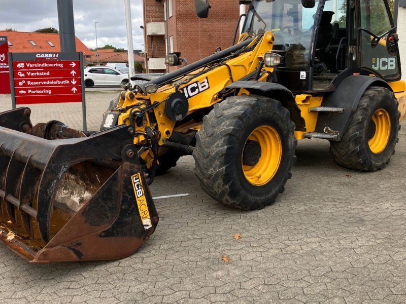 JCB TM 320S Agri