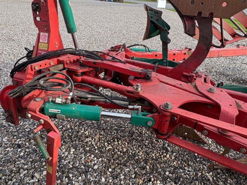 Kverneland 100-300-30 Med packomat