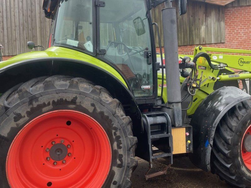 Claas ARION 530 CIS med VX150 læsser