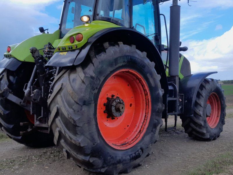 Claas Axion 840 CMatic med front pto.