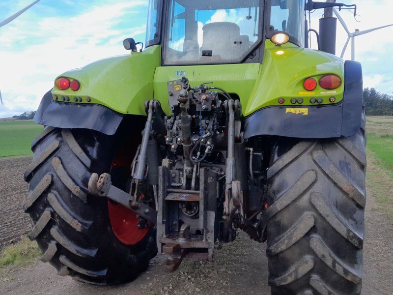 Claas Axion 840 CMatic med front pto.