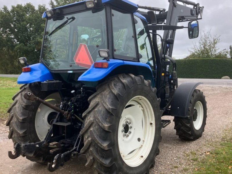 New Holland TS115