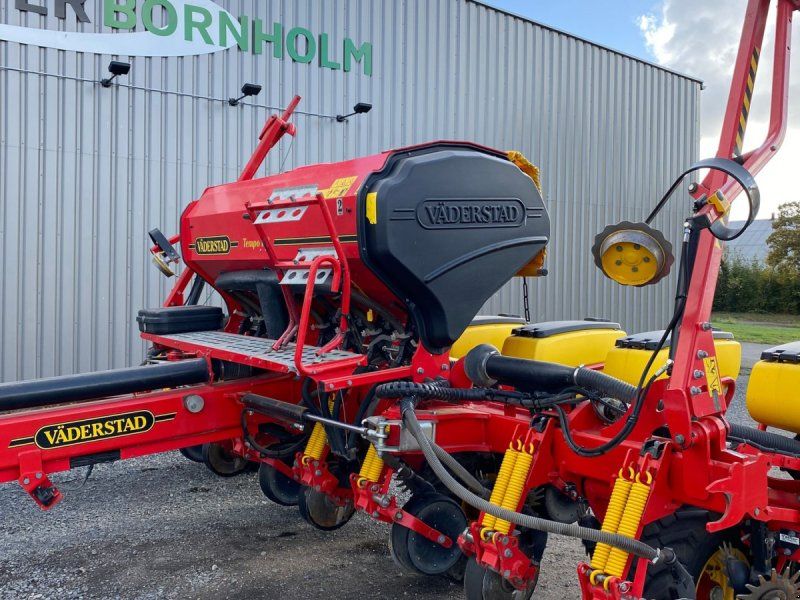 Väderstad Tempo F 8RK.