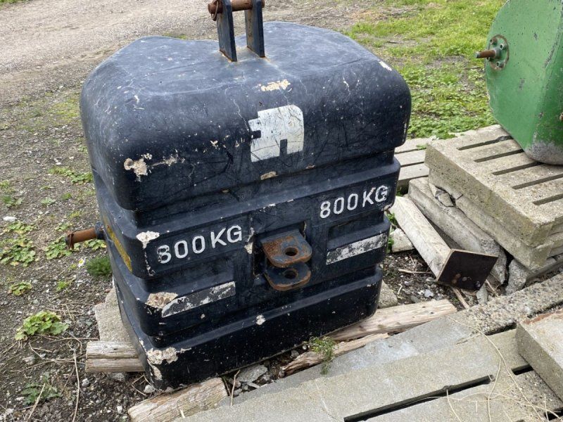 800 KG