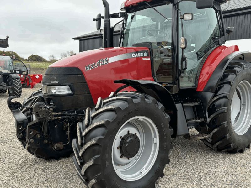 Case IH MXU 135