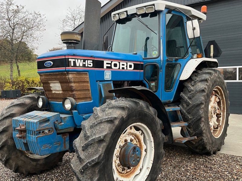 Ford TW 15 Force 2