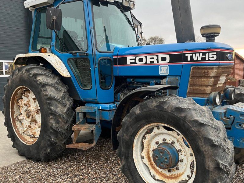 Ford TW 15 Force 2