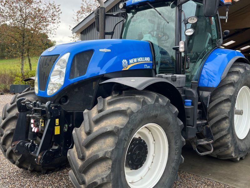 New Holland T7.220 Auto Command Stor 4`er skærm og gps klar