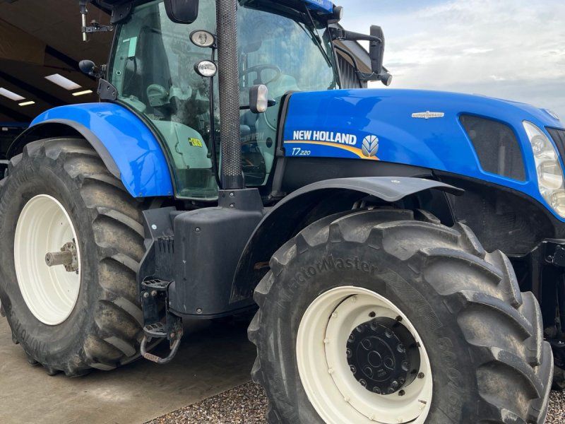 New Holland T7.220 Auto Command Stor 4`er skærm og gps klar
