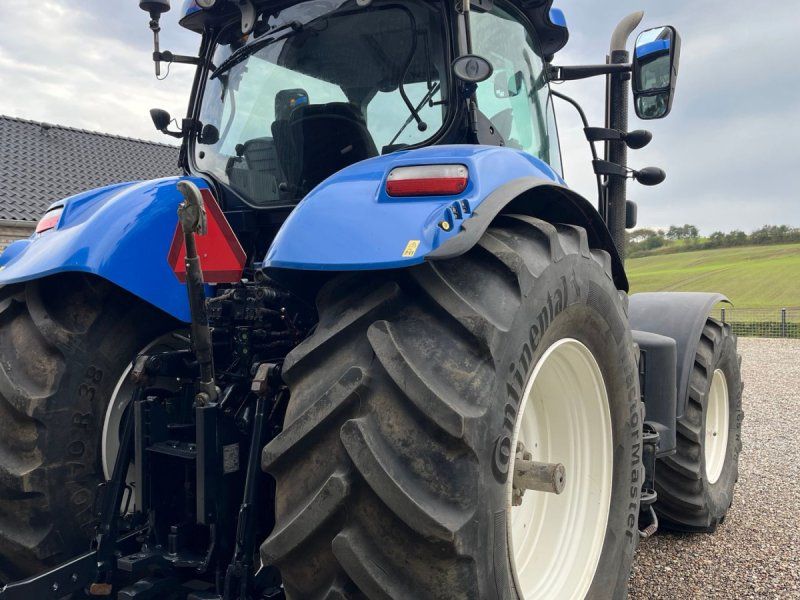 New Holland T7.220 Auto Command Stor 4`er skærm og gps klar