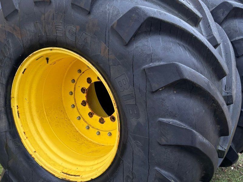 Michelin 1050/50 R32 Mega BIB