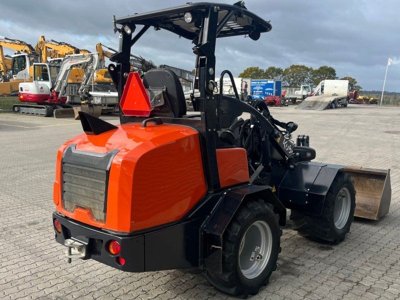 Kubota RT280-2 Skovl og gafler