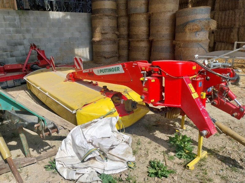 Pöttinger NOVACAT 352