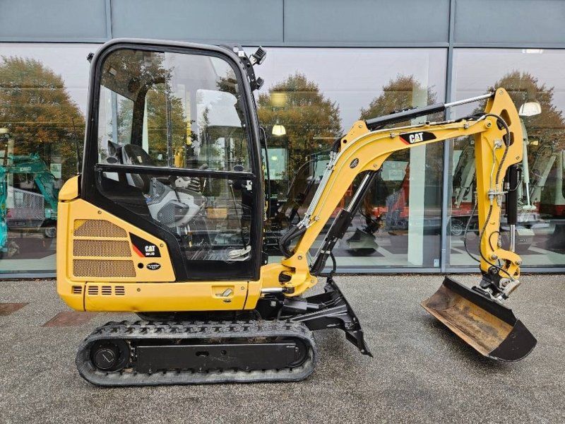 Cat 301.7 D
