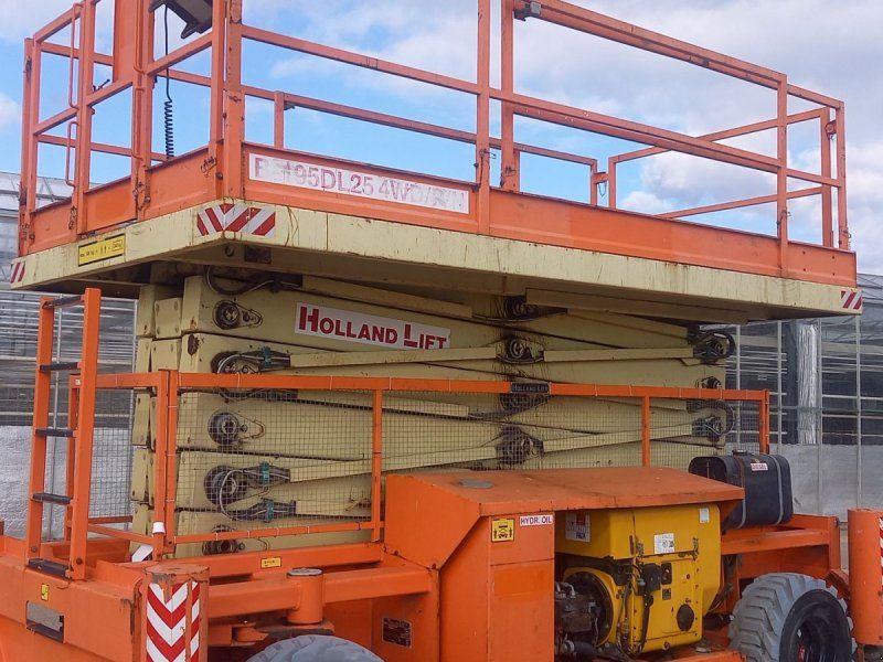 Holland Lift B-195DL25 4WD