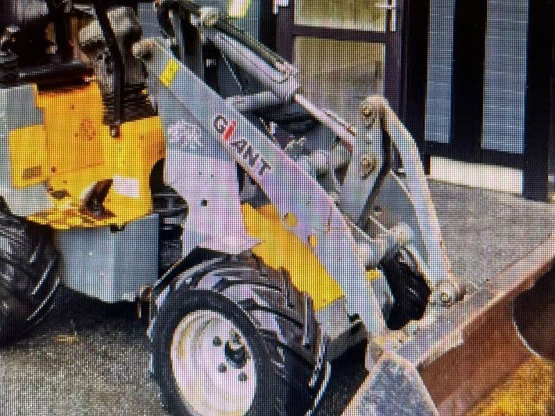 Giant V452T HD