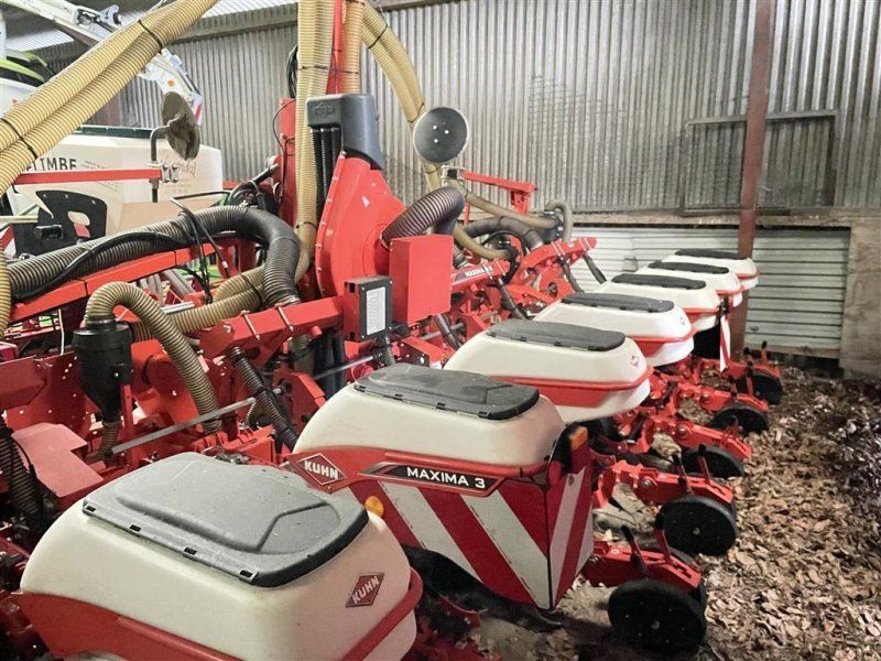 Kuhn Manager MAXIMA 3 INKL FRONT TANK TF1512 VELHOLDT