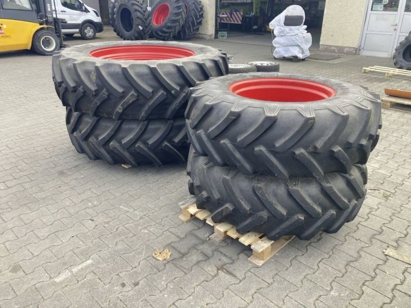 Mitas 420/85 R28 + 480/80 R46