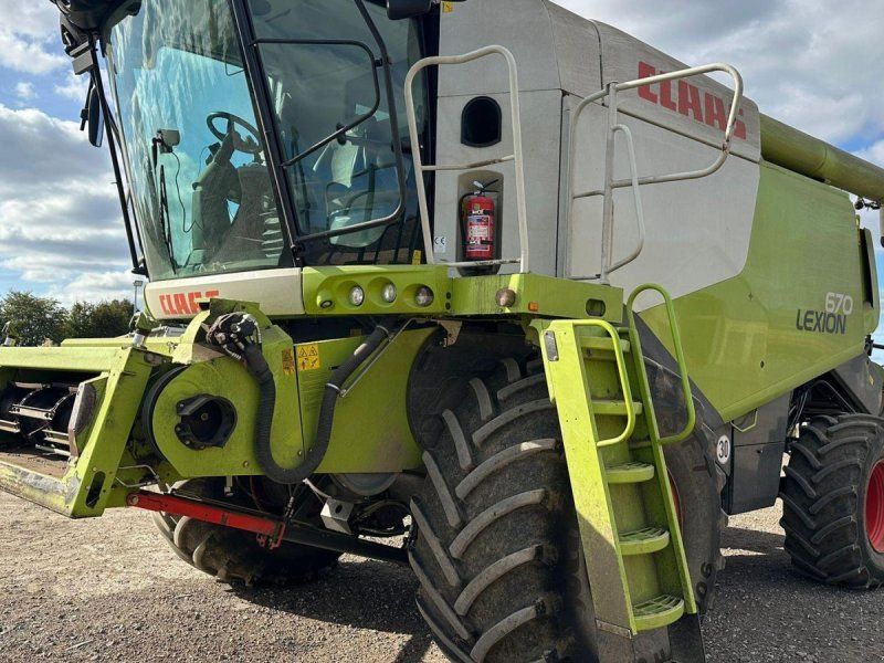Claas LION 670 Incl skærebord. Laser Pilot. Ring til Ulrik på 402555