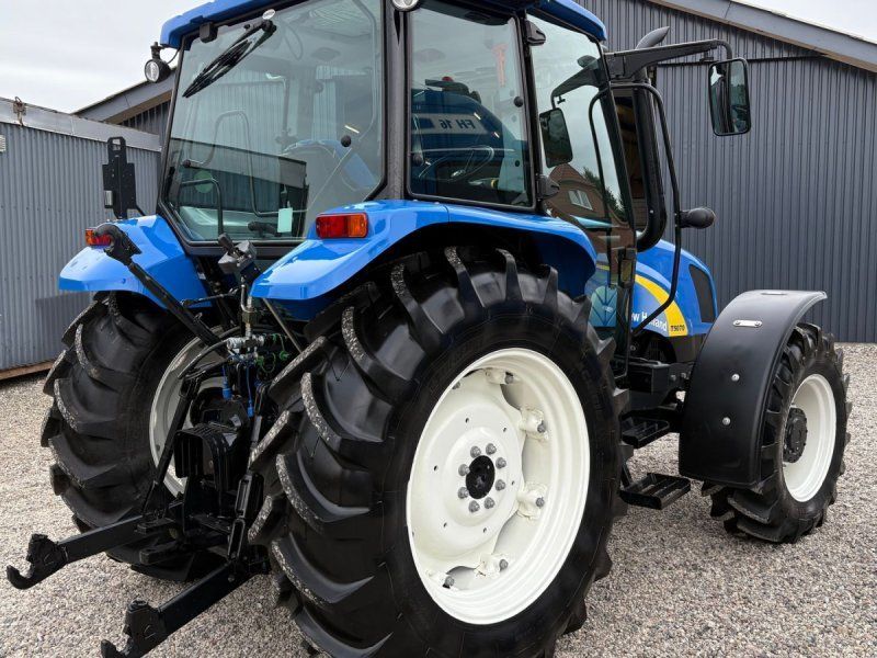New Holland T5070
