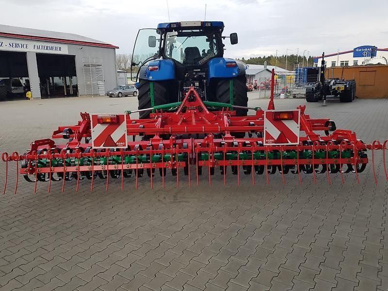 Agro-Masz APS 50H mit Gänsefußschar