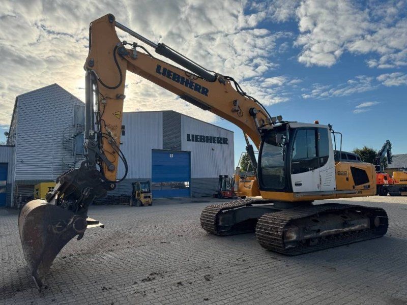 Liebherr R 922
