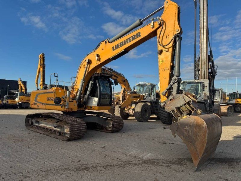 Liebherr R 922