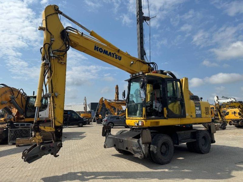 Komatsu PW 200-7