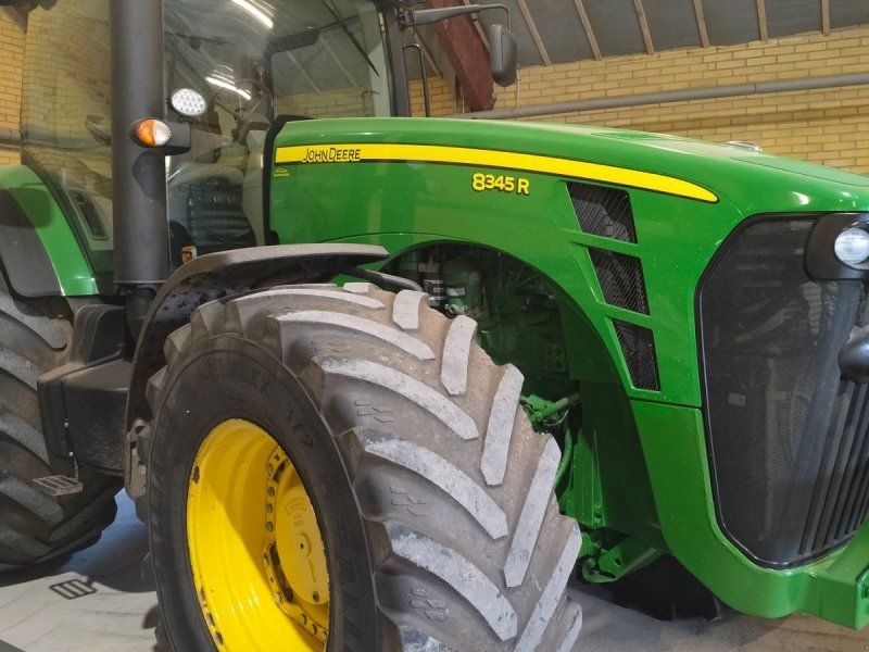 John Deere 8345 R