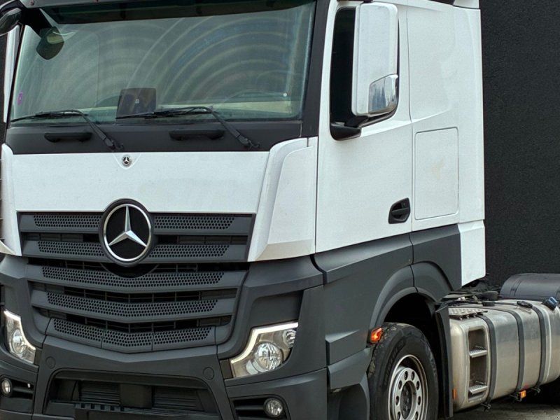 Mercedes-Benz Actros 1845 GIGASPACE