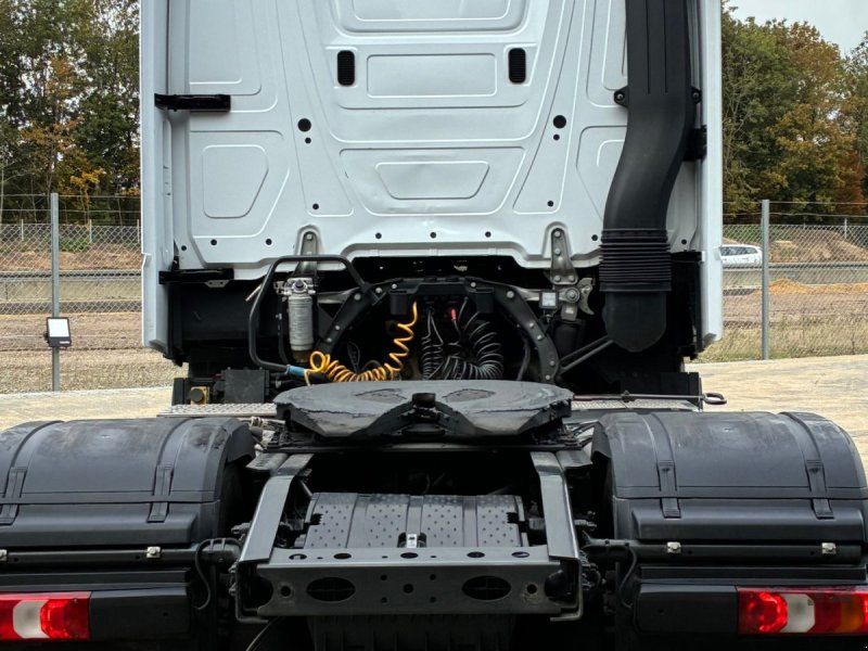 Mercedes-Benz Actros 1845 GIGASPACE