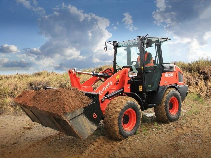 Kubota R 090
