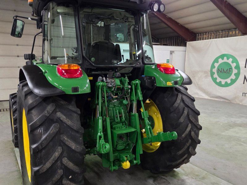 John Deere 5100R