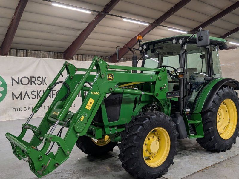 John Deere 5085M